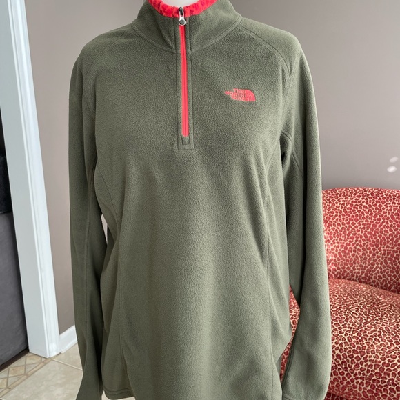 The North Face Other - Olive green The North Face pullover. Fits slim. Says mens large.